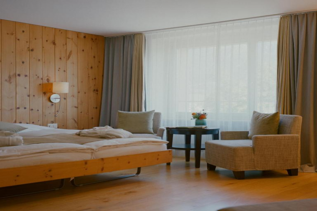 Hotel Adula 13/56