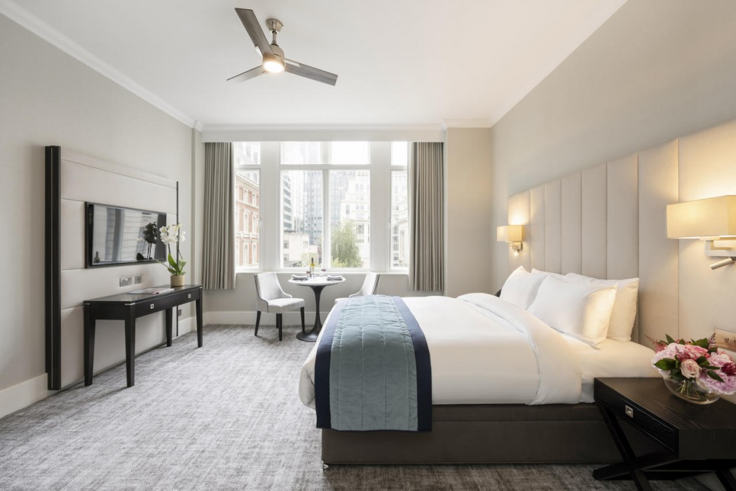 Tower Residences by Blue Orchid 9/32