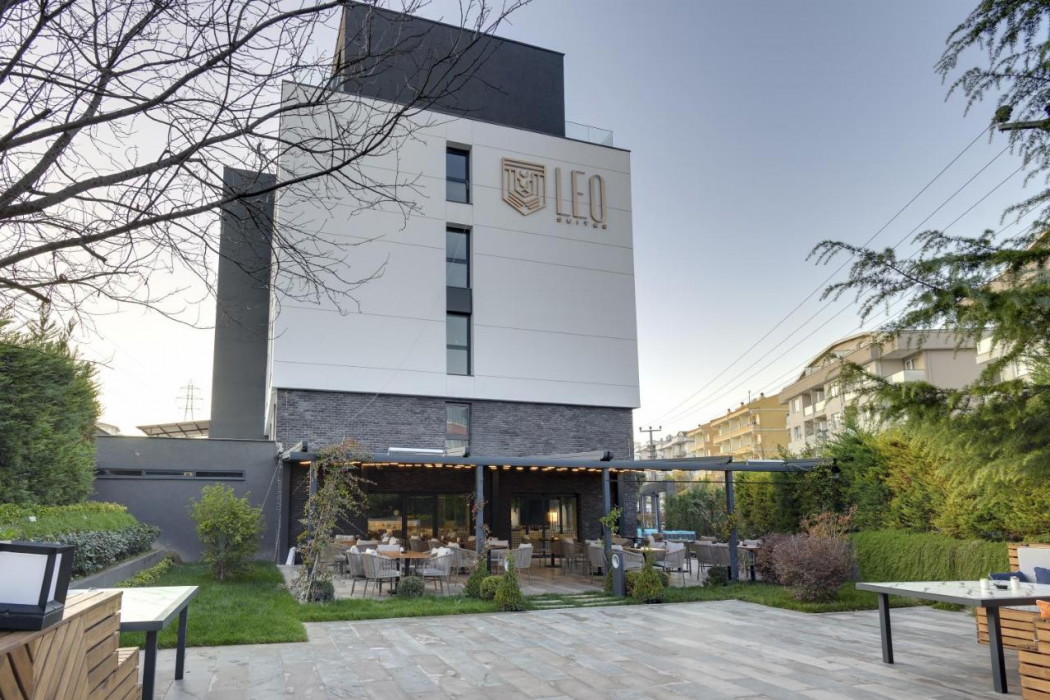 Leo Suites Hotel 2/37