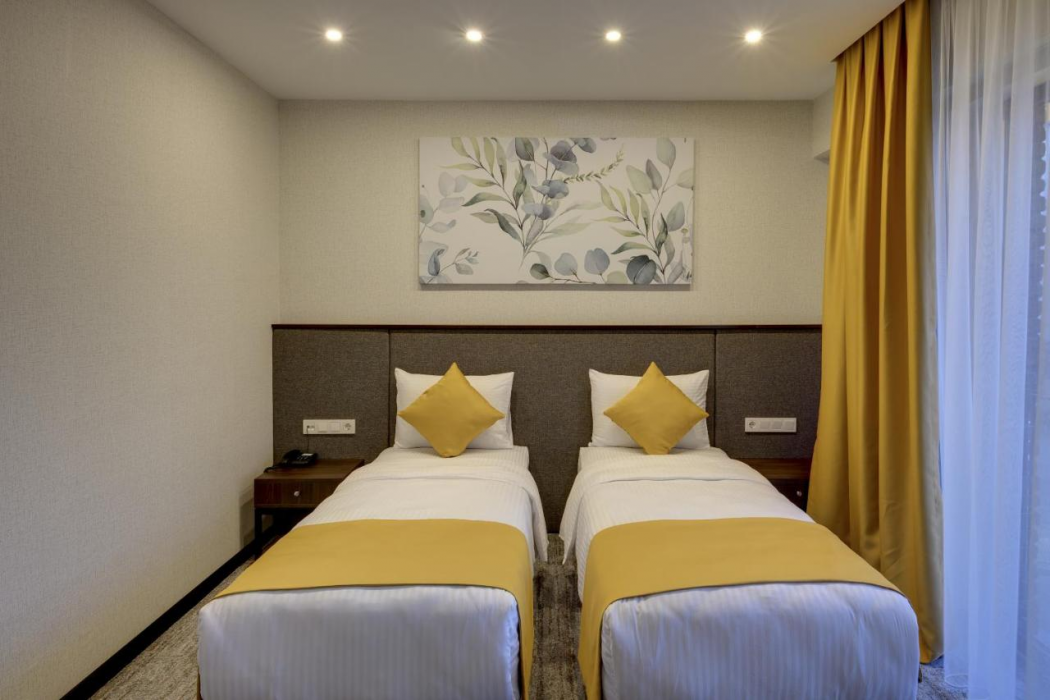 Leo Suites Hotel 11/37