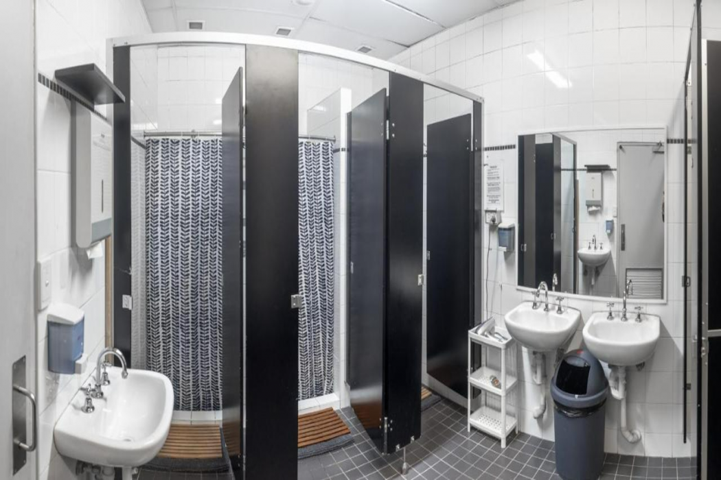 Big Backpackers Hostel 13/47