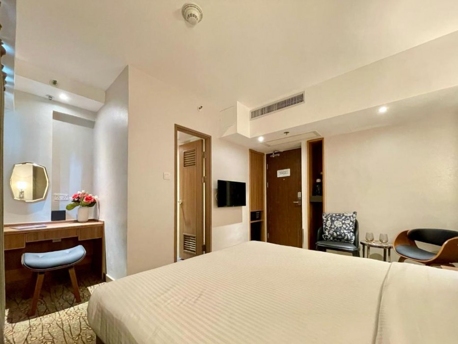 Lander Grand Hotel 19/72