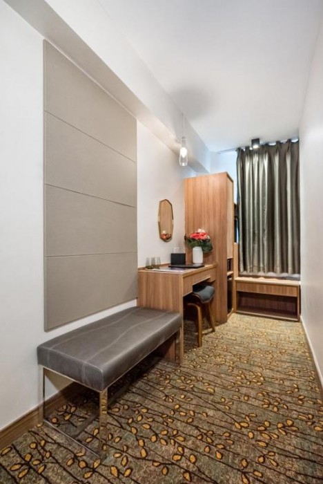 Lander Grand Hotel 60/72