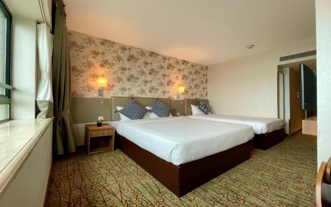 Lander Grand Hotel 33/72