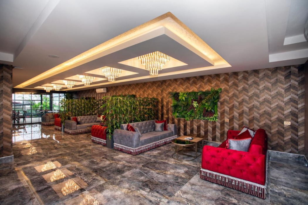 Marina Green Suite Hotel 22/41