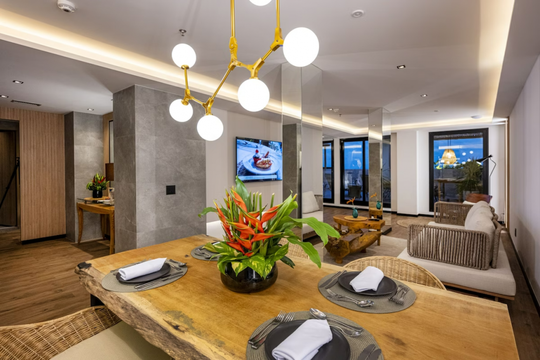 SERHS Experience Suites 22/65