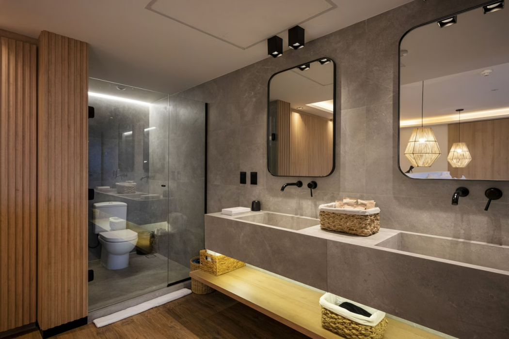 SERHS Experience Suites 16/65