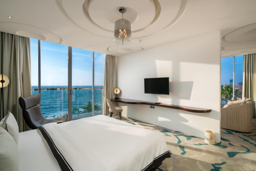 Room at Regal Reseau Hotel & Spa, NEGOMBO