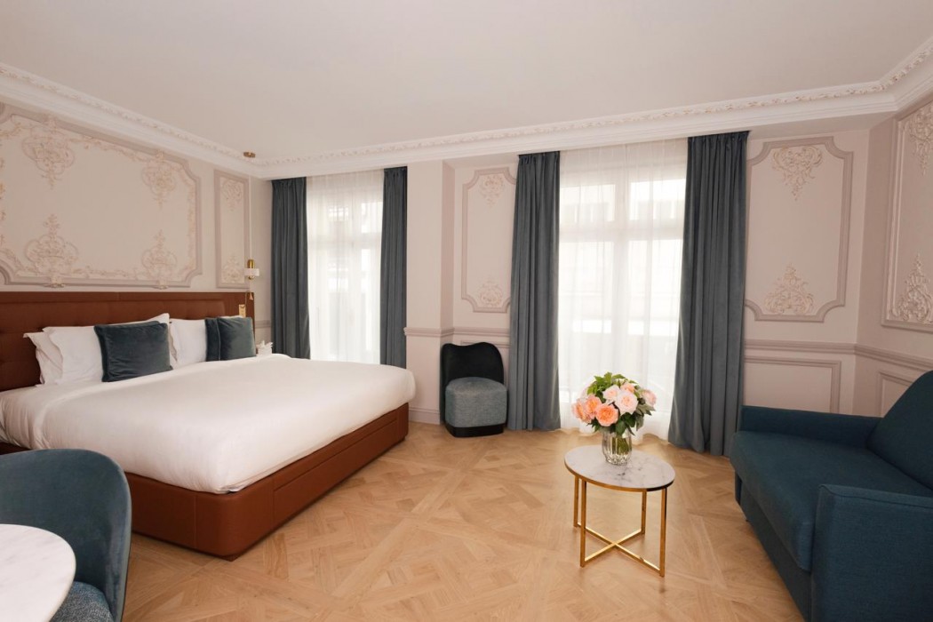 Le Triomphe Paris 20/59
