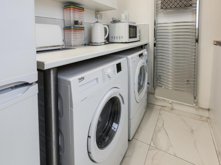 OYO Bellevue Apartments Middlesborough 30/33