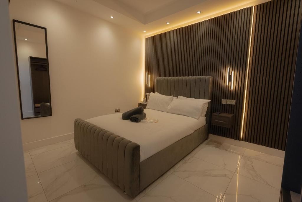 OYO Bellevue Apartments Middlesborough 15/33