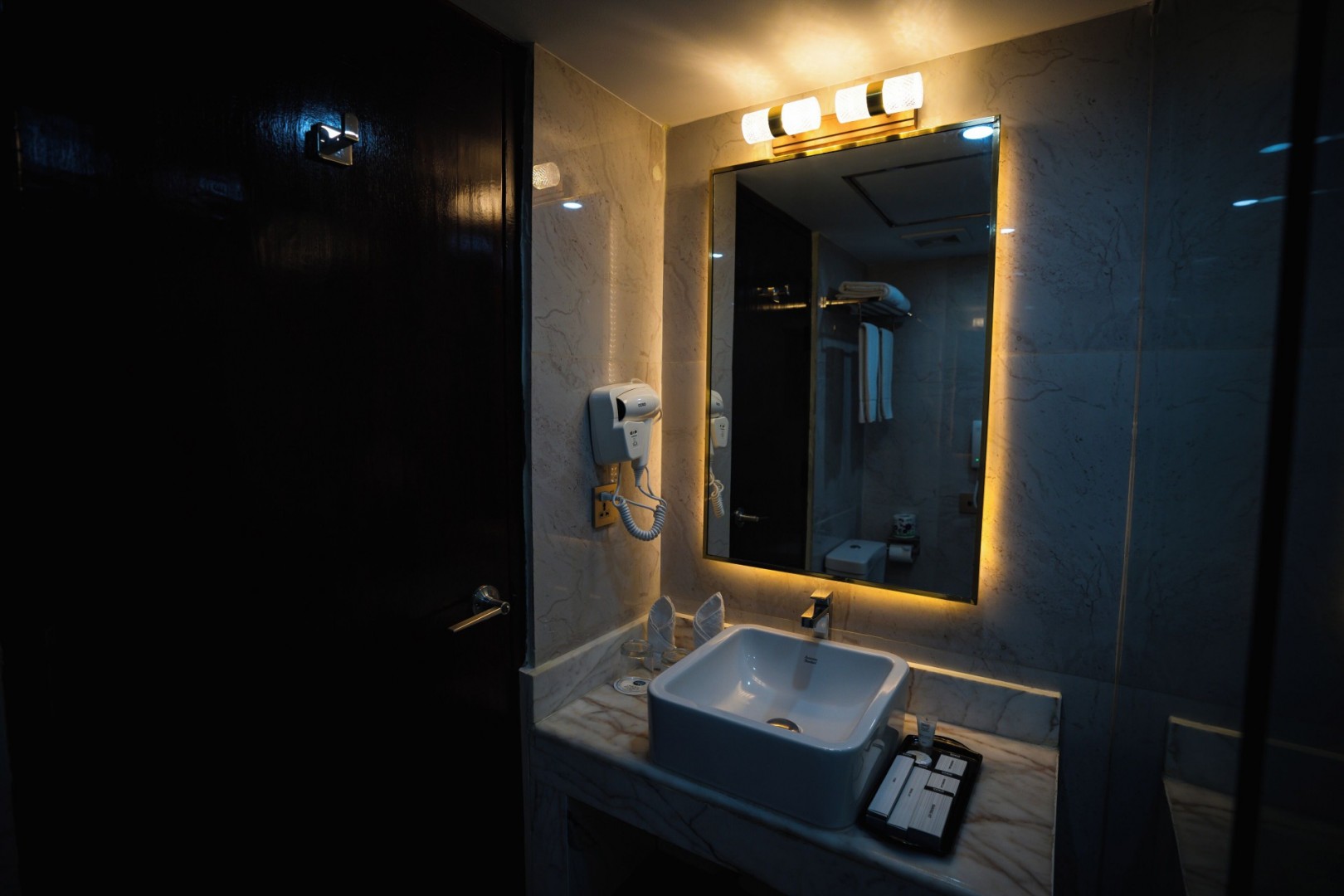 Unique Regency Hotel Dhaka 50/65