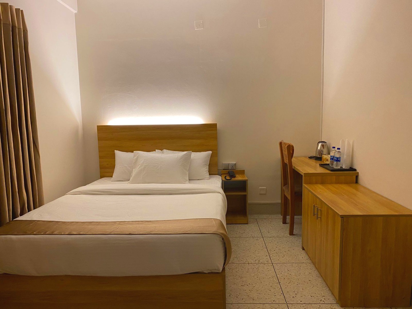 DELUXE DOUBLE ROOM