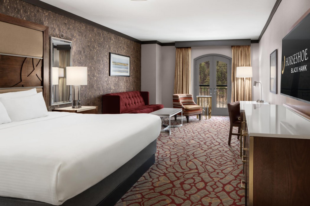 Horseshoe Black Hawk - A Caesars Rewards Destination 12/65
