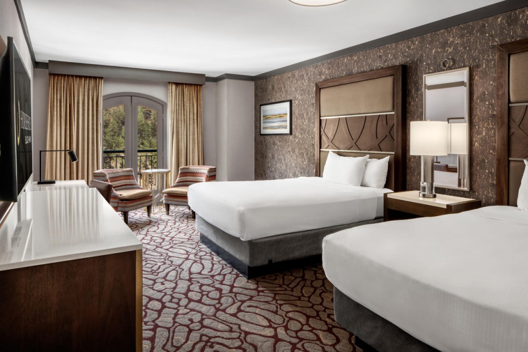 Horseshoe Black Hawk - A Caesars Rewards Destination 15/65