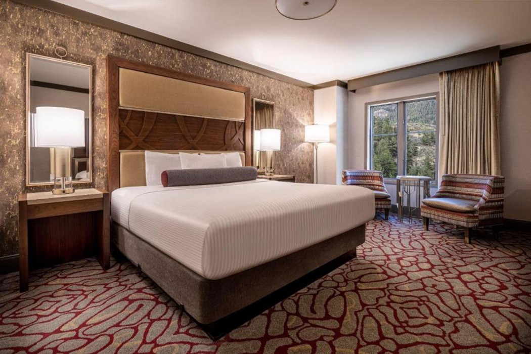 Horseshoe Black Hawk - A Caesars Rewards Destination 6/65