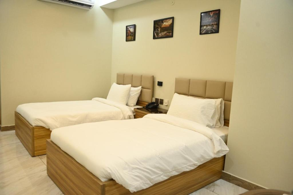 Hotel Pearl Inn 15/64
