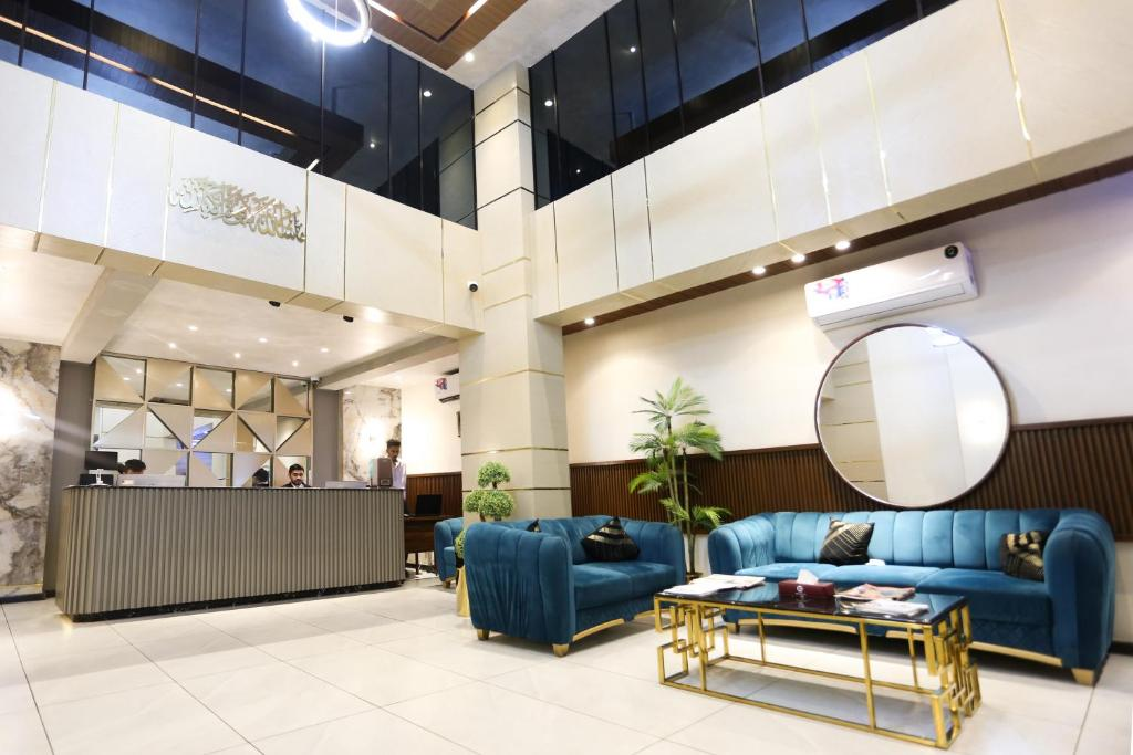 Hotel Pearl Inn 6/64