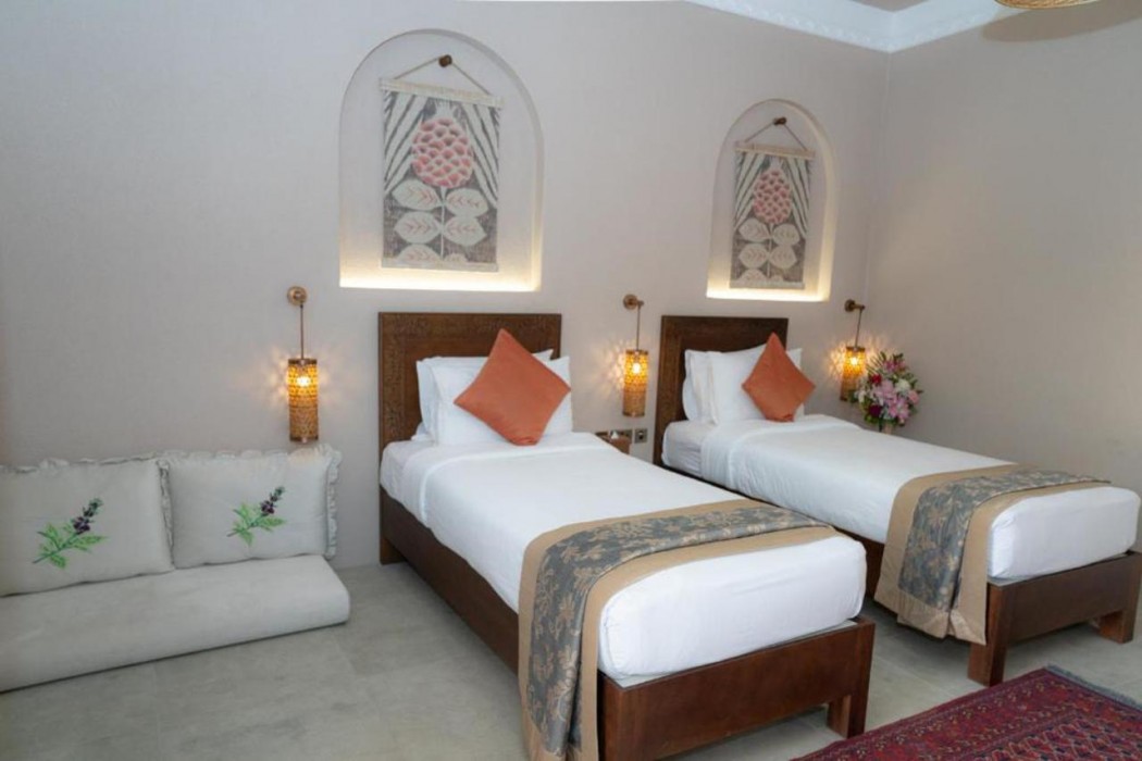 Nozol Al Rayaheen Sharjah Retreat 12/61