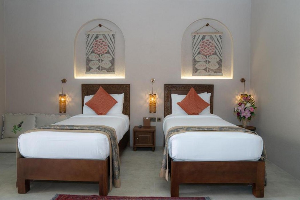 Nozol Al Rayaheen Sharjah Retreat 11/61