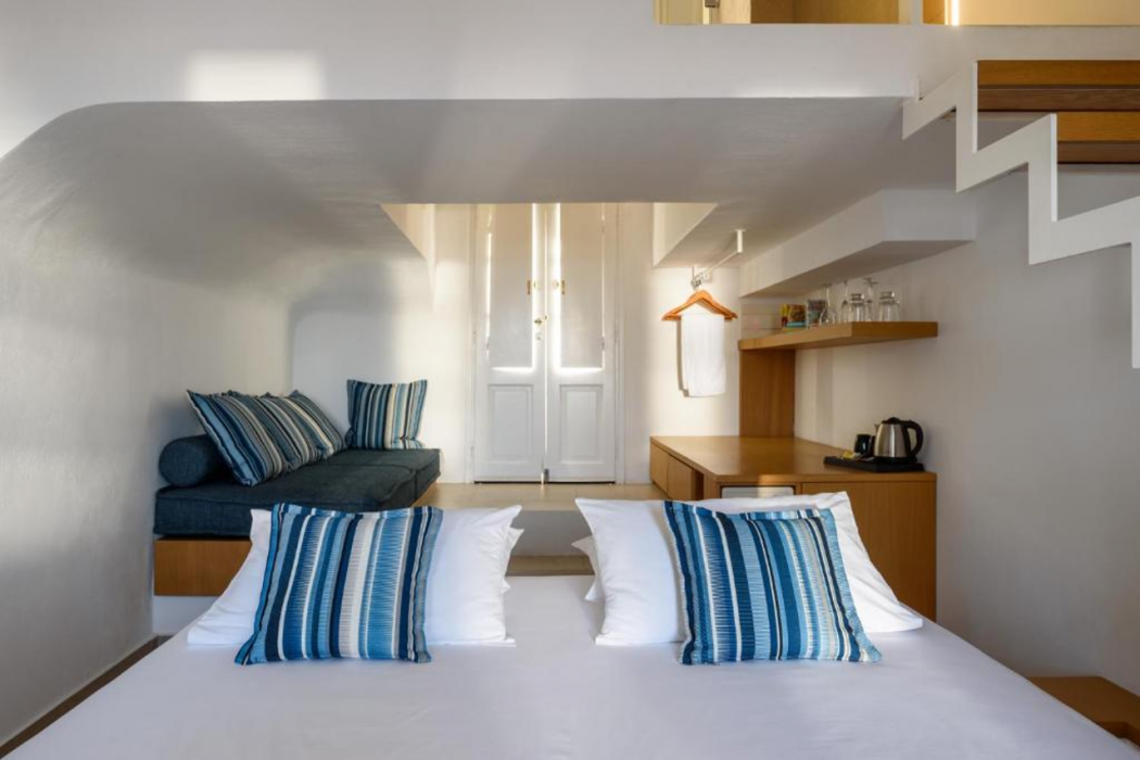 Muses Cycladic Suites 12/80