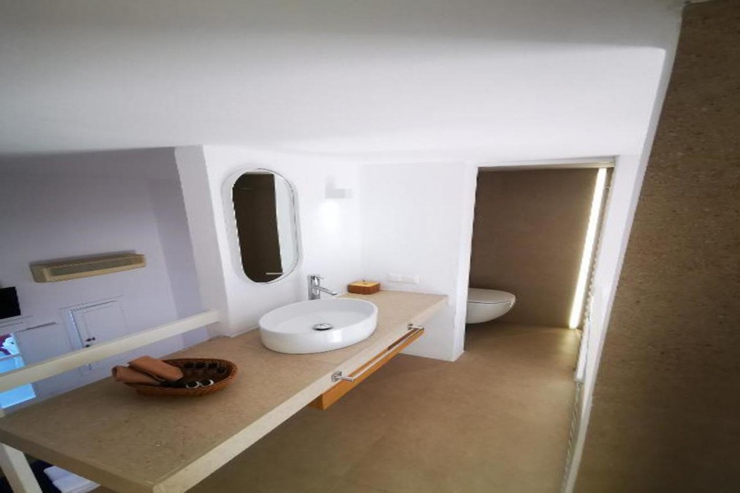 Muses Cycladic Suites 16/80