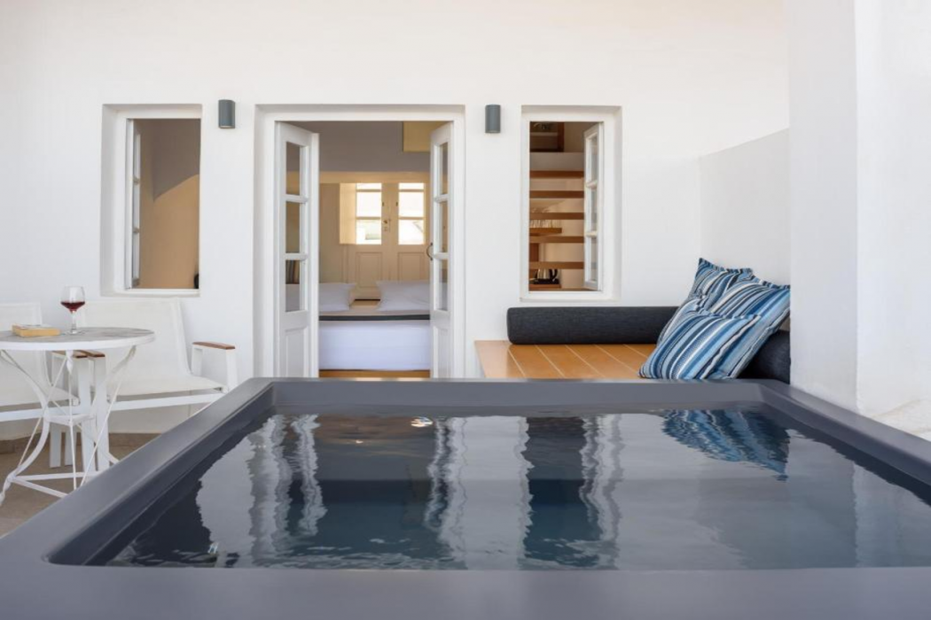 Muses Cycladic Suites 40/80