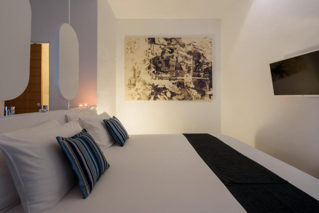 Muses Cycladic Suites 13/80