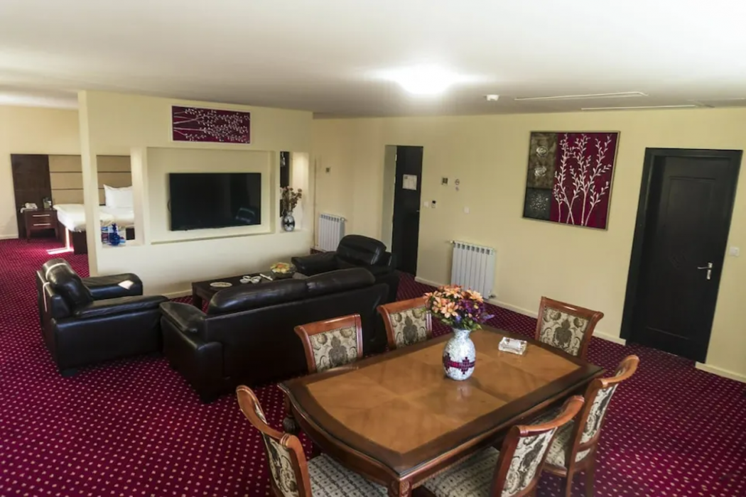 Residence Anis 12/26