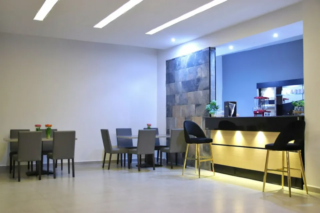 Hotel Royal Elisa 8/48