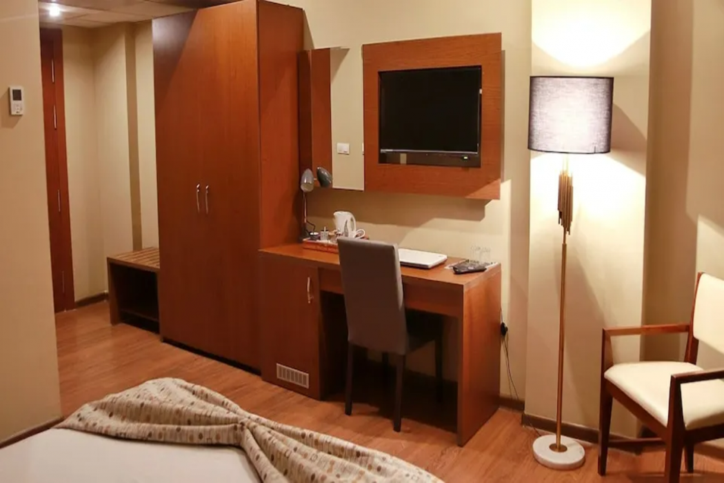 Hotel Royal Elisa 7/48