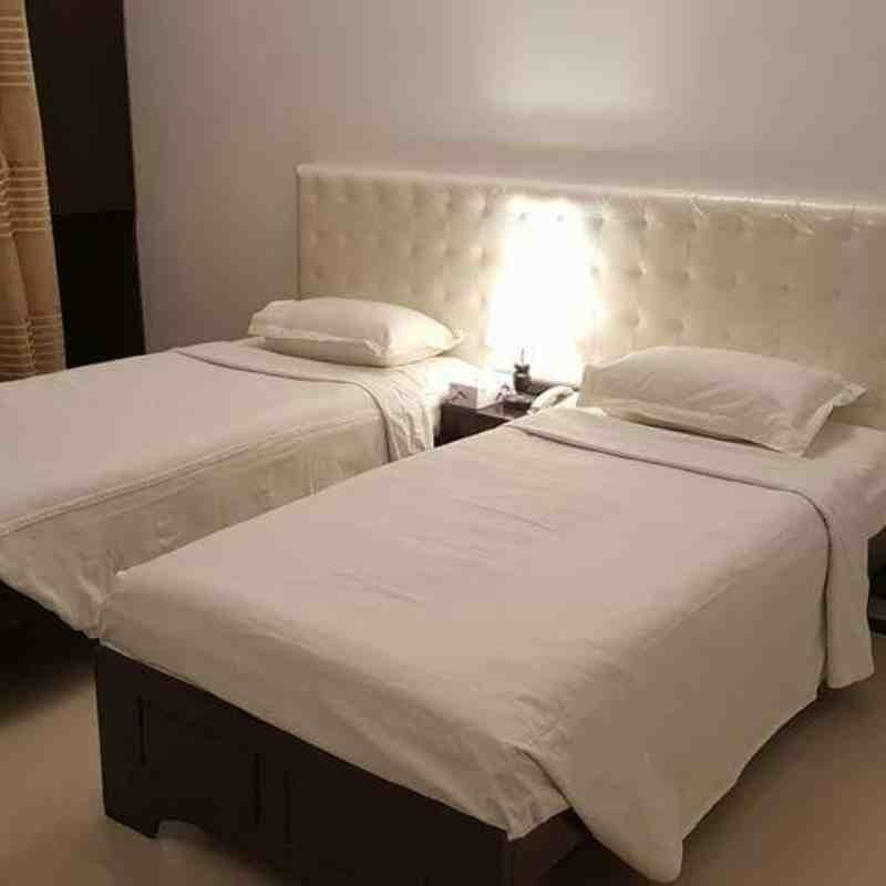 DELUXE DOUBLE ROOM