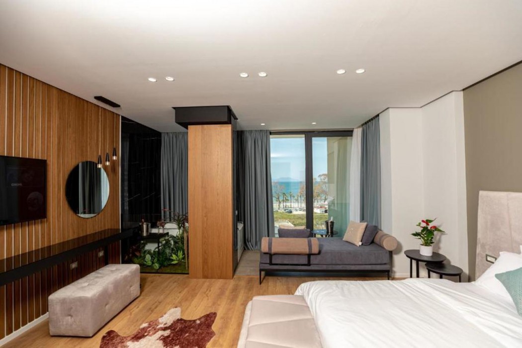 Ames Hotel & Spa 15/56