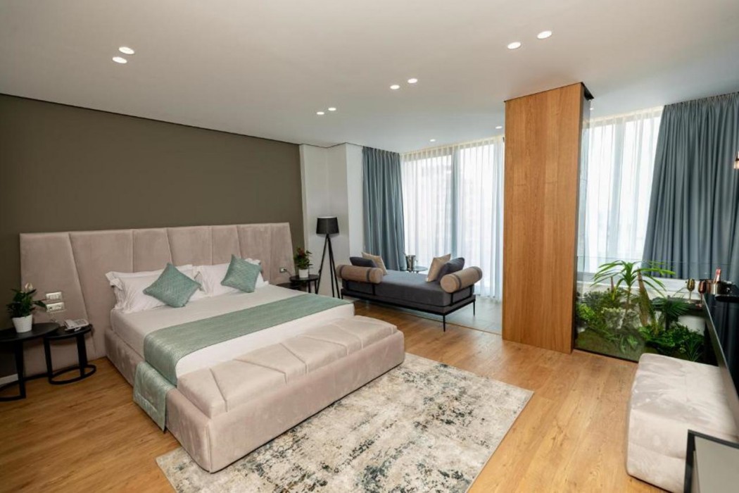 Ames Hotel & Spa 14/56