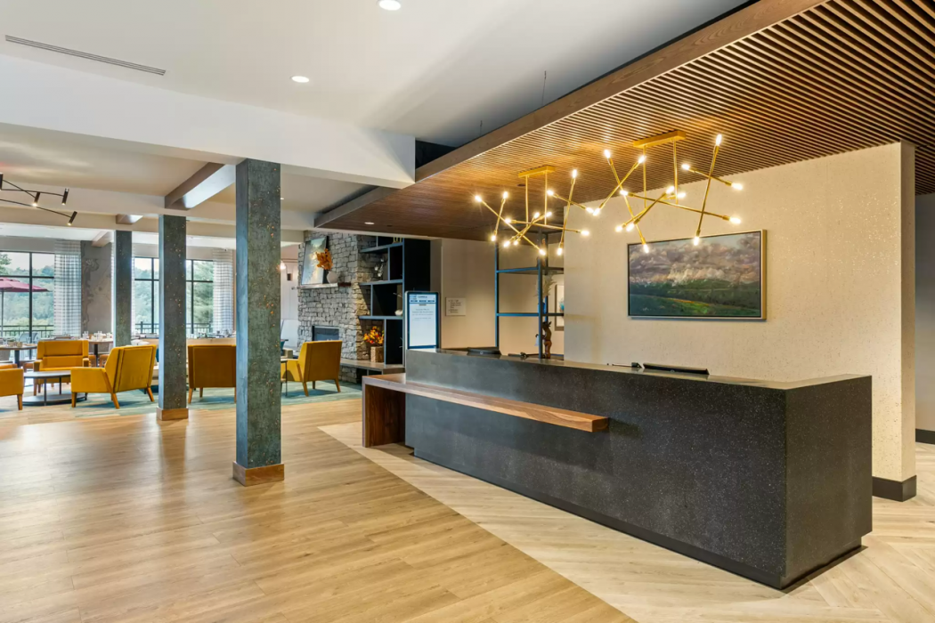 Cambria Hotel Lake Placid - Lakeside Resort 9/26