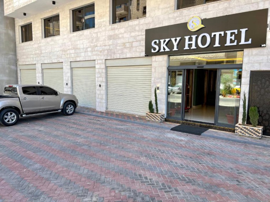Sky Hotel Aqaba 1/32
