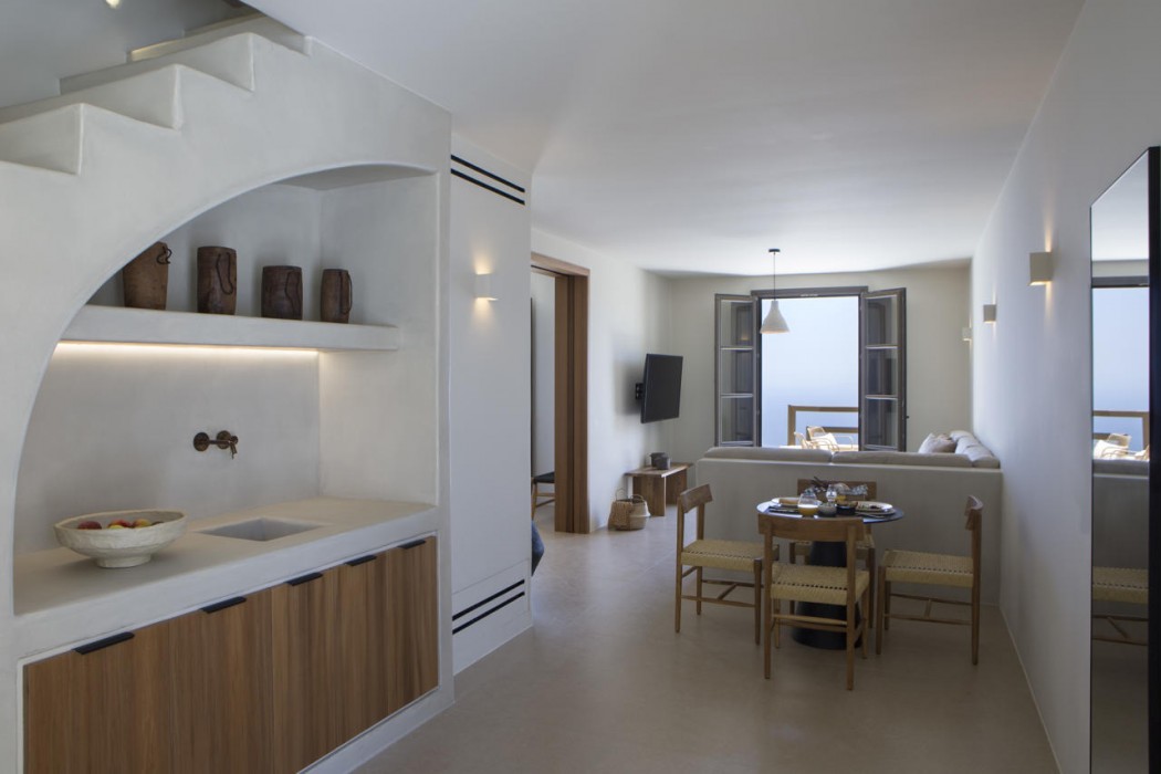 Elessa Hotel 12/106