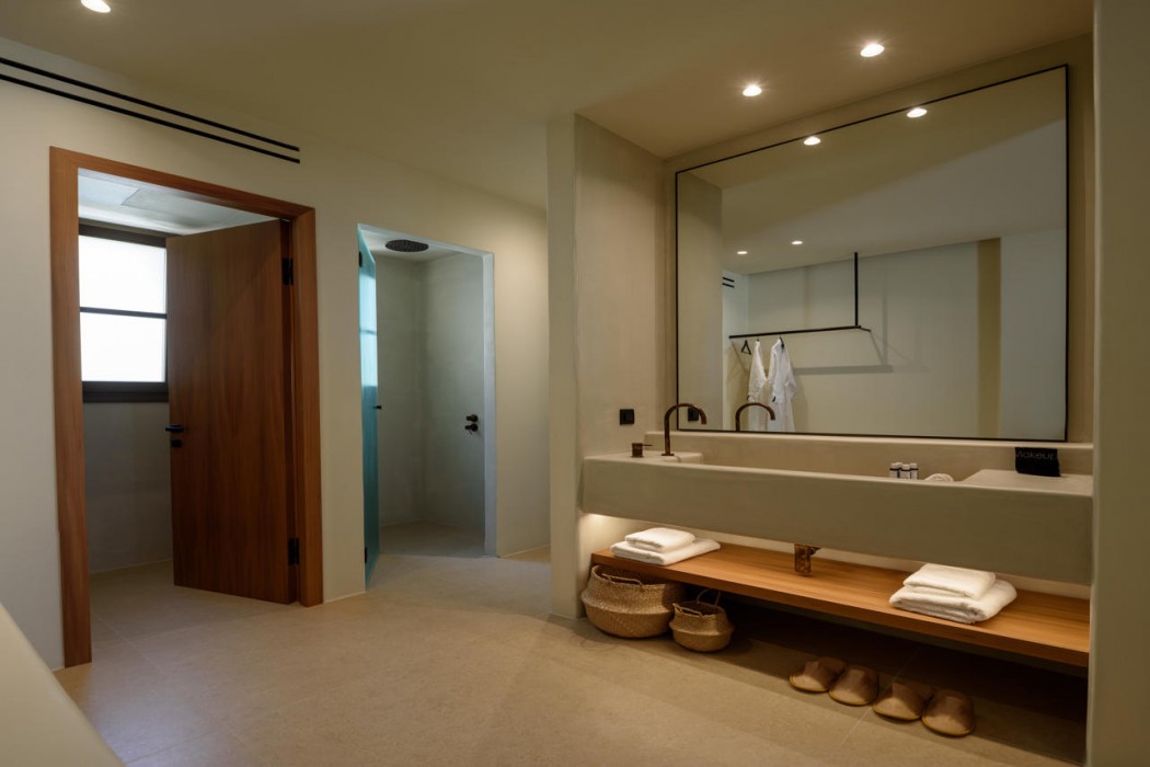 Elessa Hotel 45/106