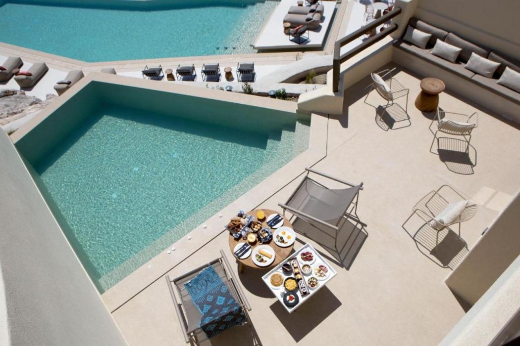 Elessa Hotel 8/106