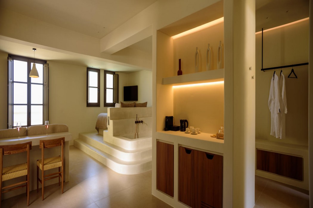 Elessa Hotel 46/106