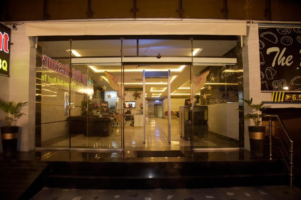 The Rich Hotel & Apartments in LAHORE