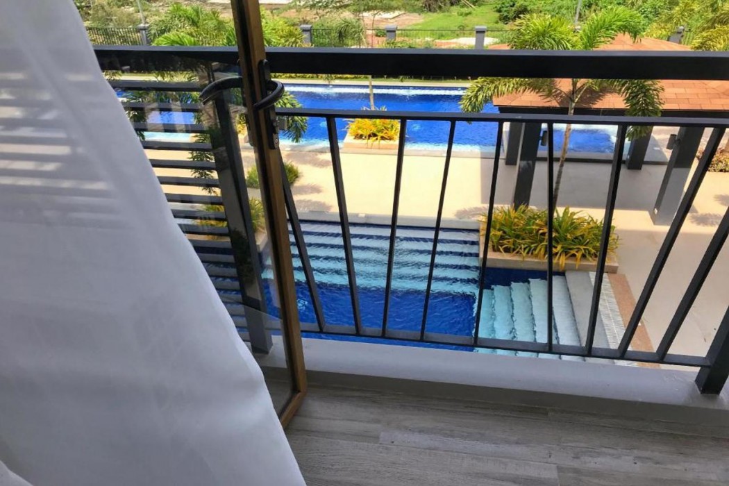 Crown Hotel Palawan at Harbour Springs 35/54