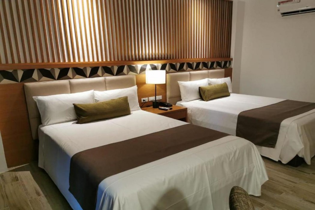 Crown Hotel Palawan at Harbour Springs 15/54