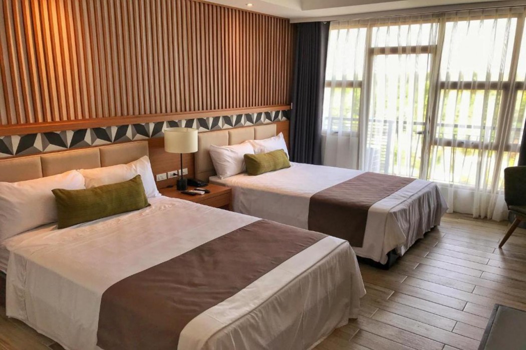 Crown Hotel Palawan at Harbour Springs 18/54