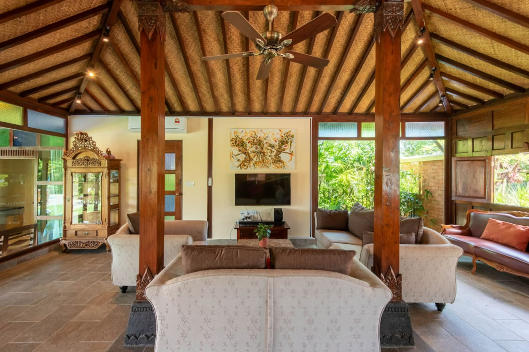 Limasan Villa Langkawi 24/72