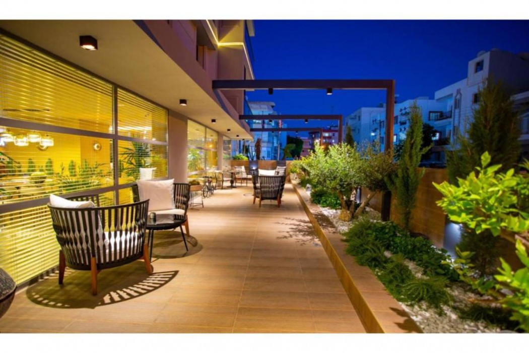 LA TERRAZZA HOTEL 33/60