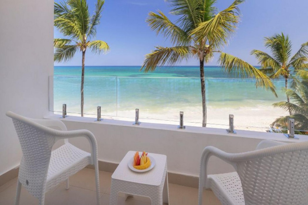 HM Bavaro Beach Adults Only 13/51