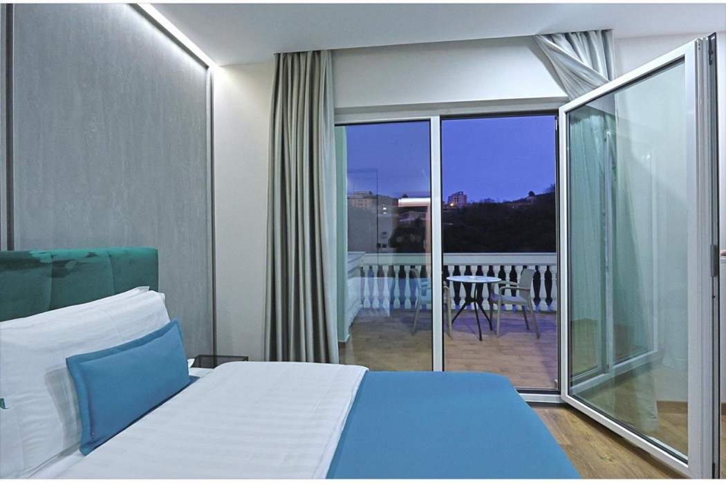 Martiness Hotel 30/92