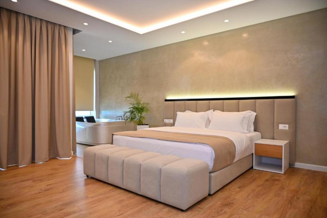 Hotel Zanzi 12/60
