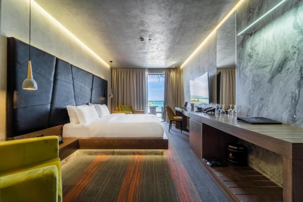 Pinea Hotel Resort & Spa 7/24